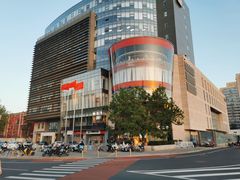 -麦当劳(展览路店)