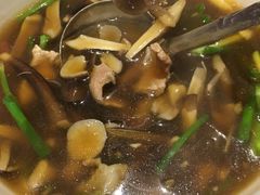 -忆江南·临江鱼馆