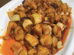 -渝信川菜 · 川味家常菜(财富购物中心店)