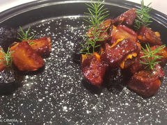 -闫府私房菜(经四路万达店)