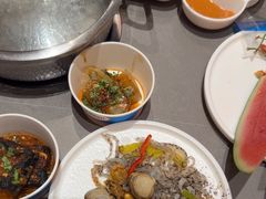 -黑金·寻焰自助百汇·烤肉·火锅(中街店)