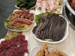 黄喉-朱氏胖子烂火锅(洪崖洞店)