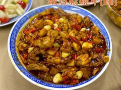 嫩豆腐烧牛蛙-老三样·旧食新味(万寿宫店)