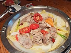 -佬土鹅肠火锅(解放路店)
