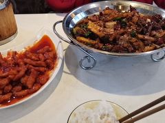 糖醋里脊-雅苑餐厅干拌冒菜(建设巷小吃街店)