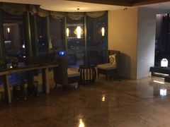-深圳罗湖东门步行街亚朵X酒店