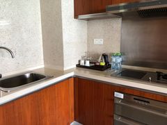 -三亚湾海居铂尔曼度假酒店