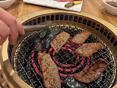 -炼火烤肉店