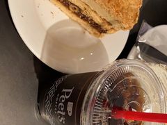 -Peet's 皮爷咖啡(东湖路手作店)