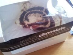 白巧克力瑞士卷-Awfully Chocolate(来福士广场店)