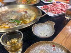 -顶顶汤火牛排火锅·经典铜锅涮肉