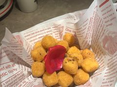 很脆的松露豆腐-新白鹿餐厅(金鹰新街口店)