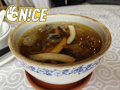 老椰烏雞湯-小粤楼·怀旧粤菜(万辉国际广场店)