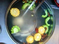 -官塘陈记鱼生·潮汕砂锅粥·牛肉火锅(潮枫路总店)