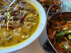 -亚伟瓦罐面美食城(淇县总店)