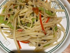 皱皮椒土豆丝-云海肴·汽锅鸡·云南菜(高德置地店)
