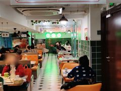 大堂-东鑫记港式茶餐厅(南京东路店)