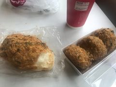 肉松瘾犯了+椰香紫芋白珍珠-85度C(南京龙世中心店)