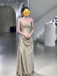 -艾米丽婚纱礼服