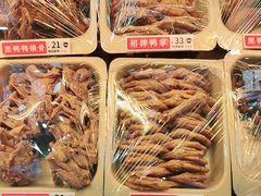 -绝味鸭脖(龙阳路生活广场店)