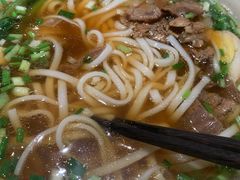 原汤牛肉米粉-湘人龙记老长沙米粉(鸟巢店)