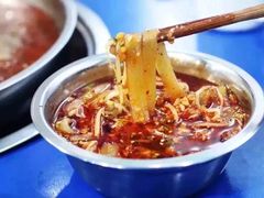 -马路边边·成都串串(翠柏路店)