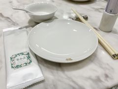 -香港百合居(LCM置汇旭辉广场店)