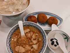 -龙抄手(春熙路总店)