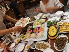 -青瓦餐厅·生鱼片·韩园烤肉(西塔店)