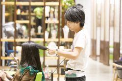 iphone_upload_pic-简影造型·自选烫染接发salon