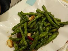 -新大咀港式茶餐厅(宝山万达店)