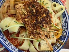 -陇上全荟兰州传统牛肉面(延吉路店)