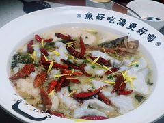 -江渔儿酸菜鱼(奥园广场金发购物中心店)