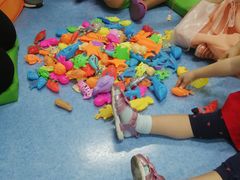 -龅牙兔儿童情商乐园(裕华旗舰店)