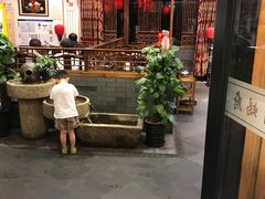 -亿诣蝎府炸酱面羊蝎子火锅(酷车小镇店)