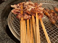烤整鱿鱼串-咖啡苑自助餐厅·中国大饭店