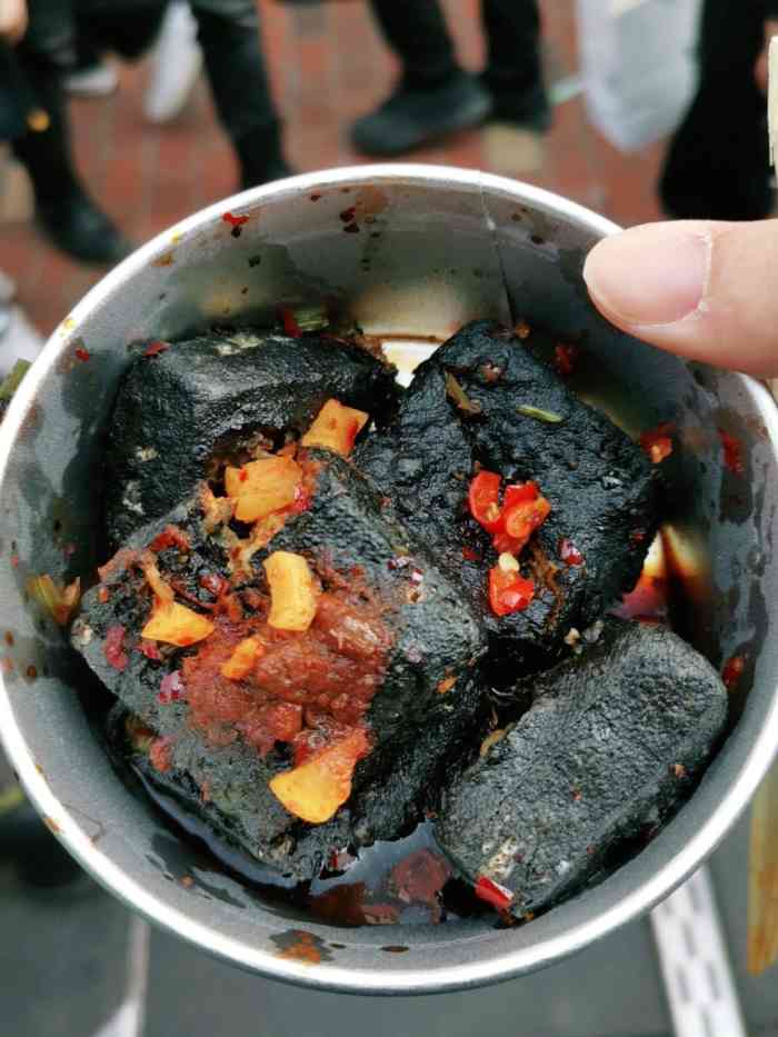 董顺桃小粒臭豆腐(步行街店)-"# 打卡长沙第二站 # 长沙当然少不了臭.