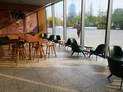 大堂-星巴克(天津工华道智慧山店)