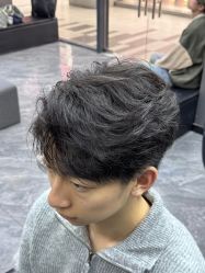-米可造型烫发染发