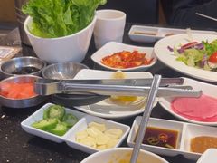 -木槿花韩式炭烤·熟成肉工坊(孙文东路店)