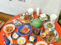 -啢啢茶寮(芳华横街店)