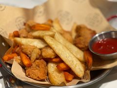 -静香HOUSE·全时段融合餐厅(七星欢乐颂店)