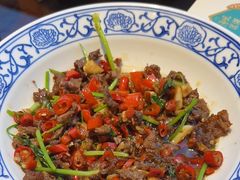 小炒黄牛肉-渔悦潇湘·酸菜煮鱼(岳麓山店)