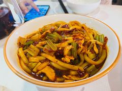 新疆炒米粉-西域阿里马新疆菜·清真(桂花路店)