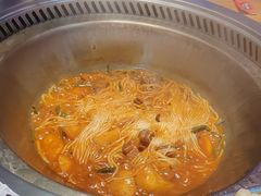 -山河屯铁锅炖鲜鹅·东北菜(开发区一店)