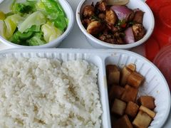 -领鲜天下·焗海鲜·花胶鸡(天目里店)