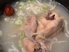 -长寿参鸡汤(朝韩风情街店)