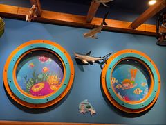 -多彩贵州城极地海洋世界