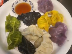 五味海鲜水饺拼盘-东莱馋房(陆家嘴店)