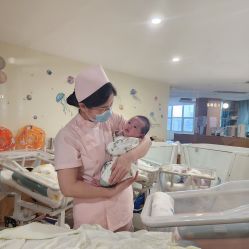 -星妈汇国际月子中心(龙珠店)